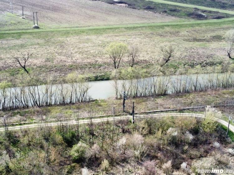 Teren de 22500 mp, în Balinț
