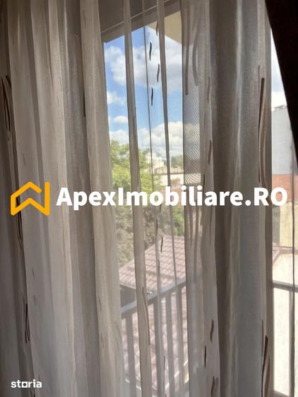 Apartament cu 2 camere semidecomandat în Centrul Civic