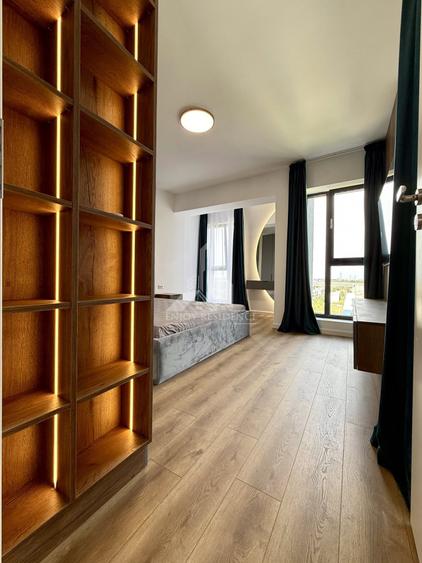 Penthouse cu 3 camere semidecomandat, mobilat în Prelungirea Ghencea