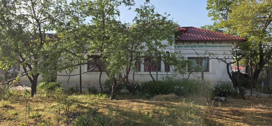 Casă cu 3 camere în Agighiol