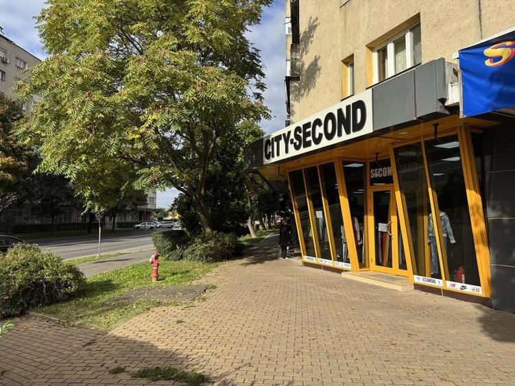 Spațiu comercial, de 140 mp, în Soarelui
