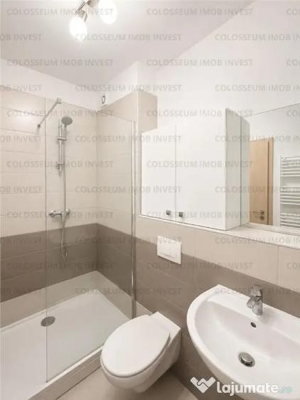 Apartament cu 3 camere decomandat în Tractorul