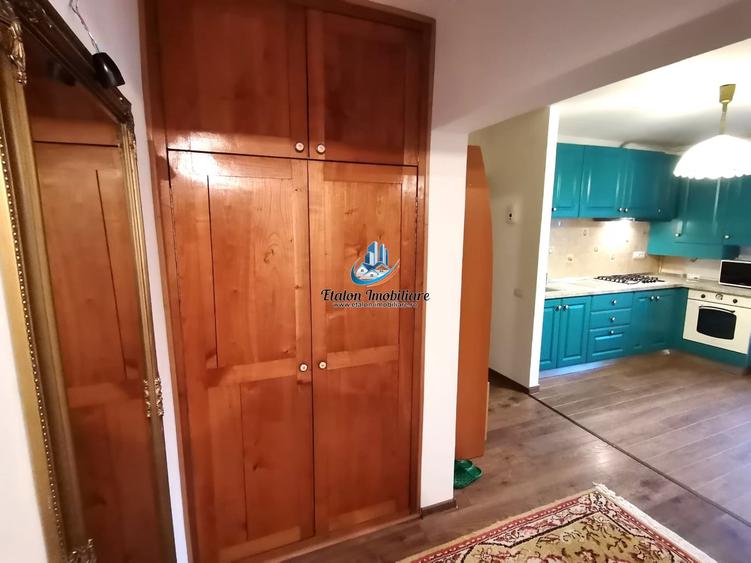 Apartament cu 2 camere decomandat în Precista