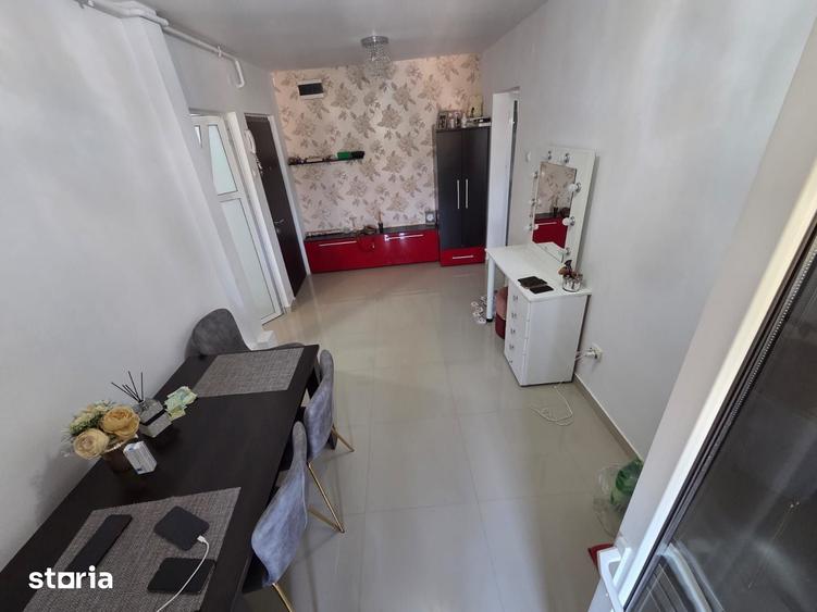 Apartament cu 2 camere în C5