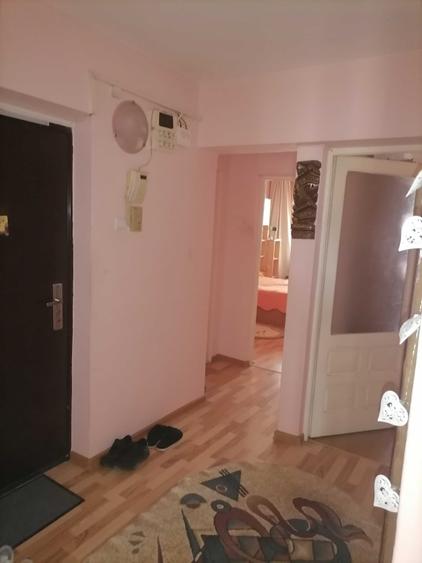 Apartament de vanzare - 1