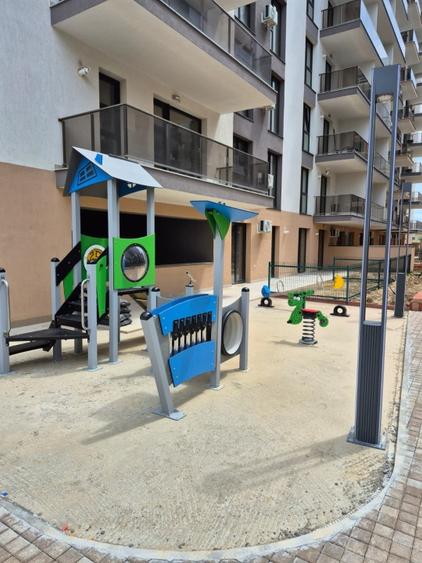 Apartament cu 2 camere decomandat în Theodor Pallady