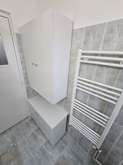 Apartament cu 2 camere decomandat în Lenin