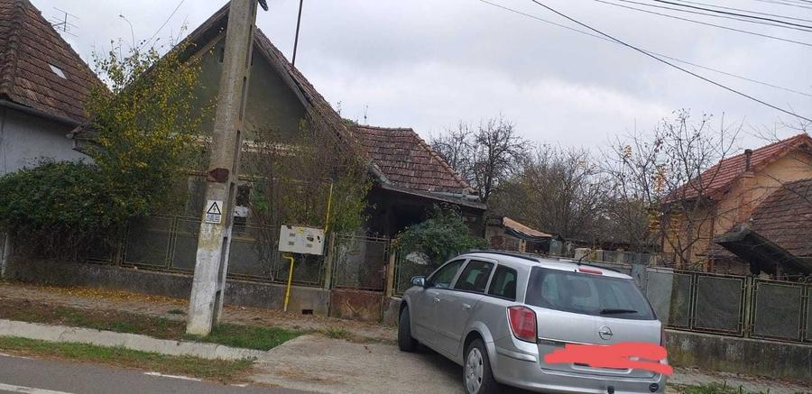 Casă cu 2 camere în Unirea