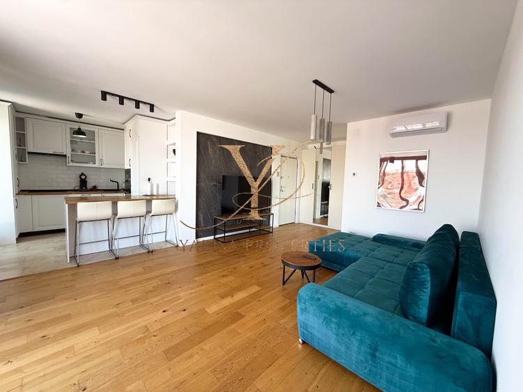 Apartament cu 3 camere semidecomandat în Sisești