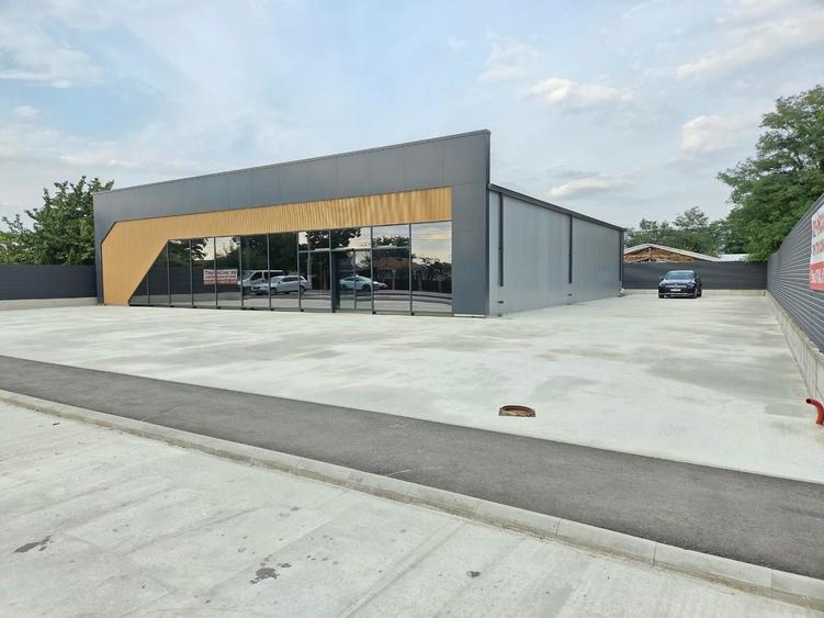 Spațiu comercial, în Central