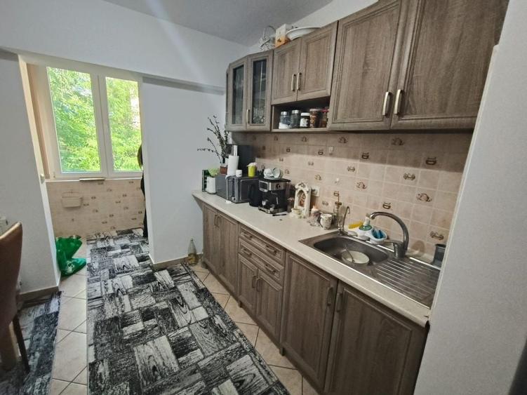 Apartament cu 3 camere decomandat în Sfântu Ilie