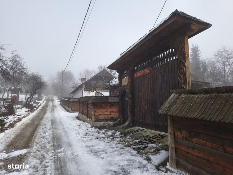 Casă cu 4 camere cu Teren 3035 Mp în Polovragi