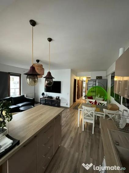 Apartament cu 2 camere semidecomandat în Aviației