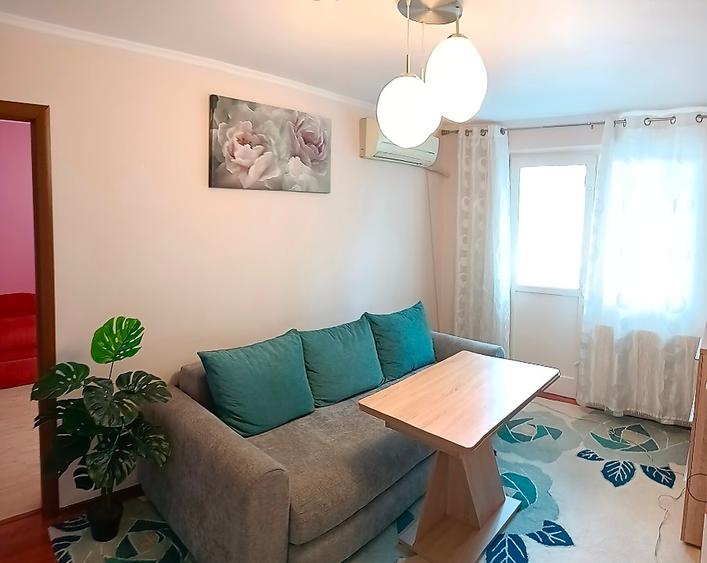 Apartament cu 3 camere semidecomandat în Nicolae Grigorescu