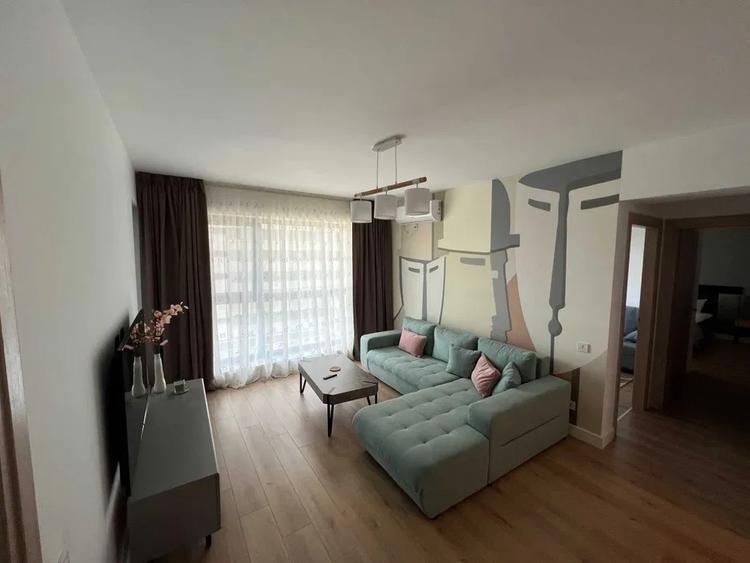 Apartament cu 3 camere decomandat, mobilat în Pipera