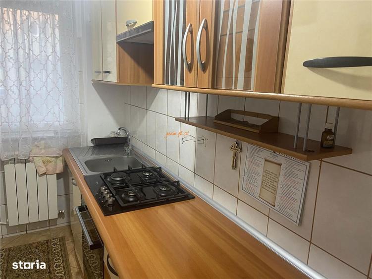 Apartament cu 2 camere decomandat, mobilat în Sud