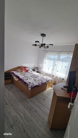 Casa spatioasa cu 4 dormitoare, garaj, curte si terasa 176 mp util - 4