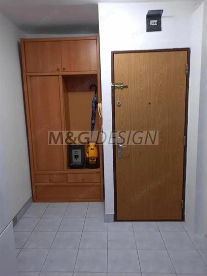 Apartament cu 3 camere semidecomandat, mobilat în Medicină