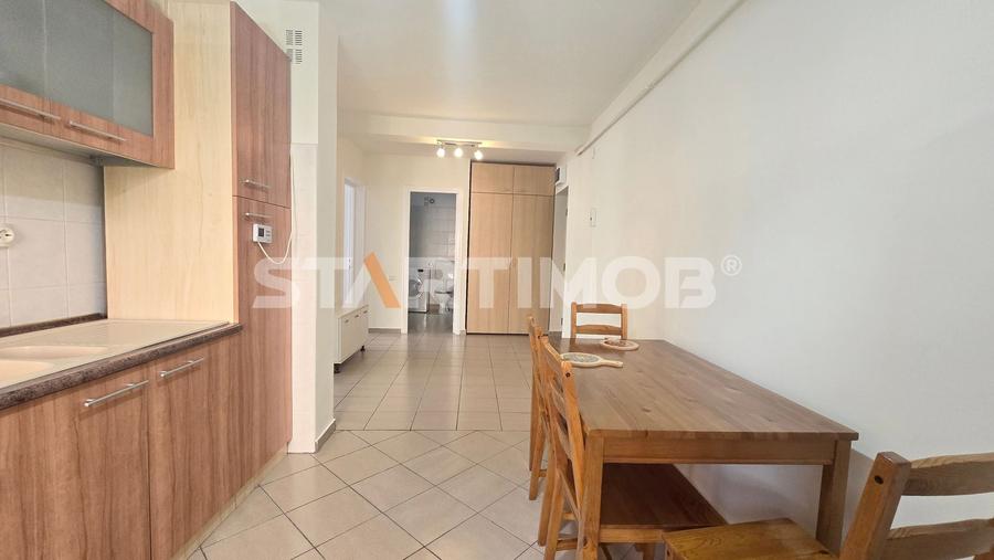 Apartament cu 2 camere decomandat, mobilat în Răcădău