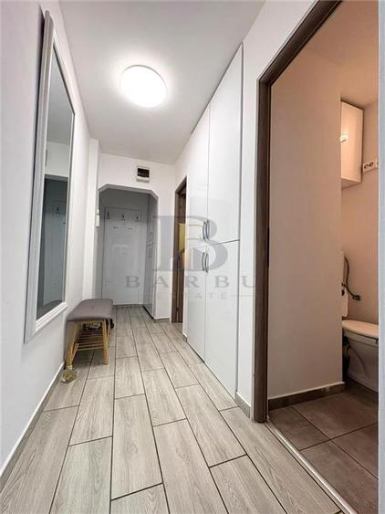 Apartament cu 3 camere semidecomandat, mobilat în Șagului