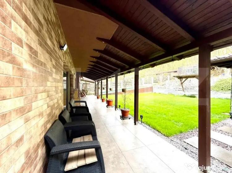 Casă cu 4 camere cu Teren 800 Mp în Central