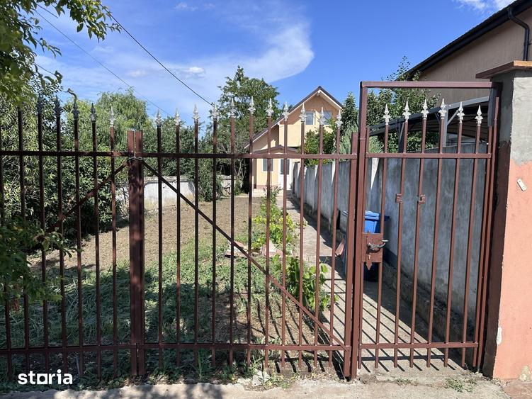 Casă cu 3 camere cu Teren 271 Mp în Valu lui Traian