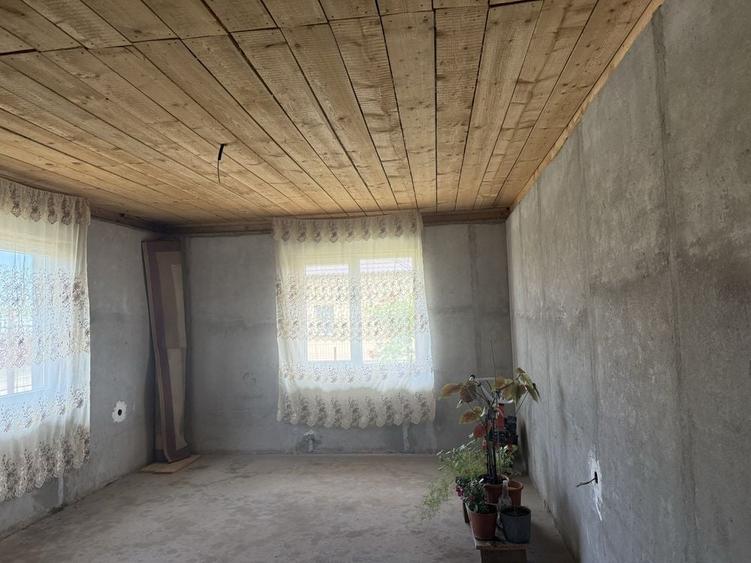 Casă cu 3 camere în Livada de Bihor
