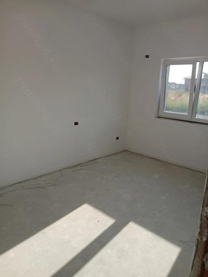 Casă cu Teren 756 Mp în Covaci