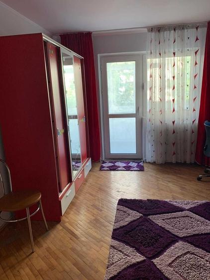 Apartament cu 2 camere decomandat în Gară