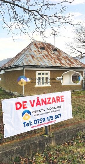 Casă cu 3 camere cu Teren 2447 Mp în Pângărați