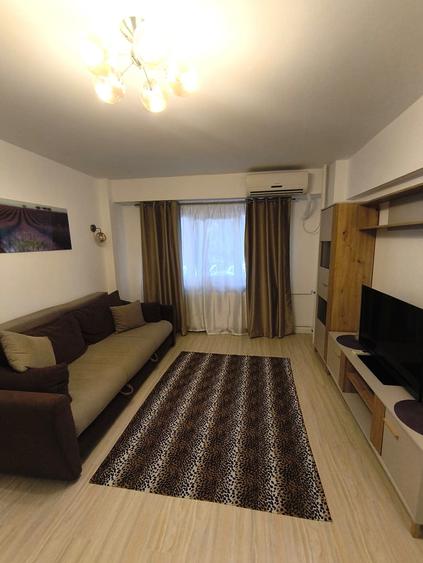 Garsonieră decomandată în Brâncoveanu