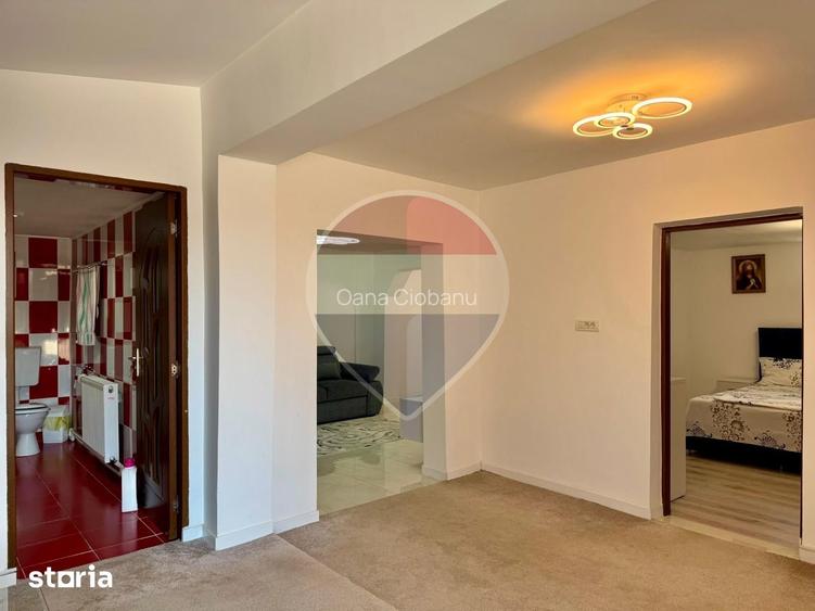 Casa / Vila cu 4 camere de vanzare