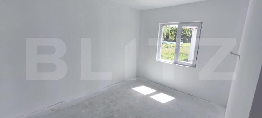 Casă individuală cu 3 camere cu Canalizare în Suseni