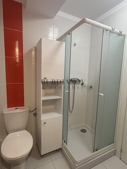 Apartament cu 3 camere în Theodor Pallady