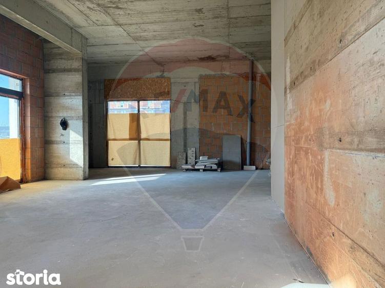 Spațiu comercial, de 133.4 mp, în Ghencea