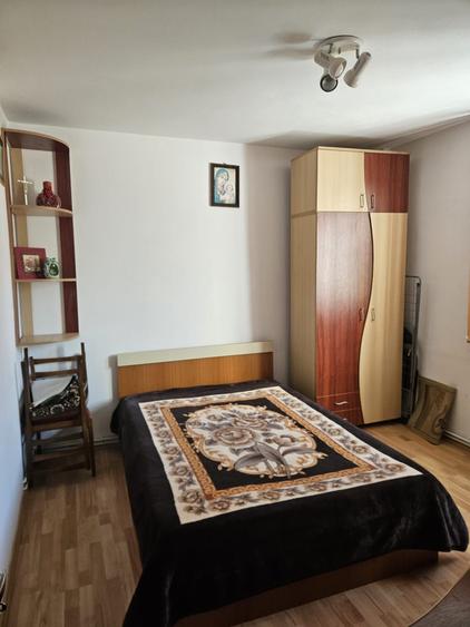 Apartament cu 2 camere decomandat în Gemenii