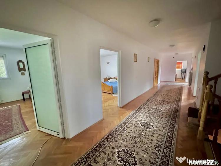Casă cu 7 camere cu Teren 1150 Mp în Siliștea Snagovului