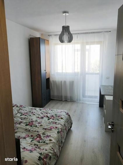 Apartament cu 3 camere, mobilat în Tomis Nord