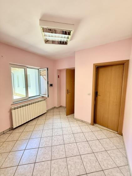 Casă cu Teren 100 Mp în Domenii