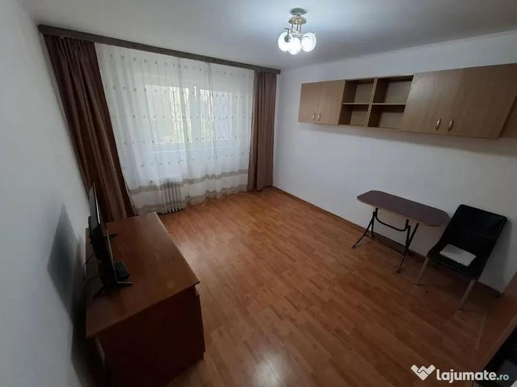 Garsonieră în CET