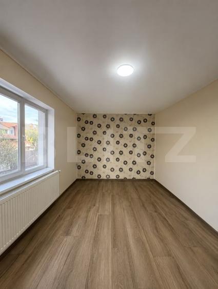 Casă individuală cu 3 camere cu Canalizare în Bejan
