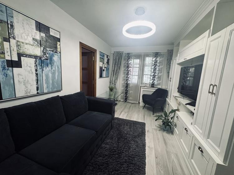Apartament cu 2 camere nedecomandat în Central