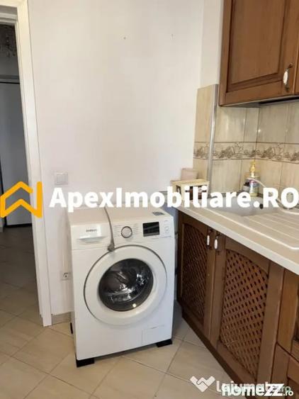 Apartament cu 2 camere decomandat în Universitate