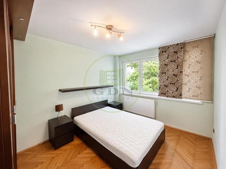 Apartament cu 2 camere semidecomandat, mobilat în Pajura