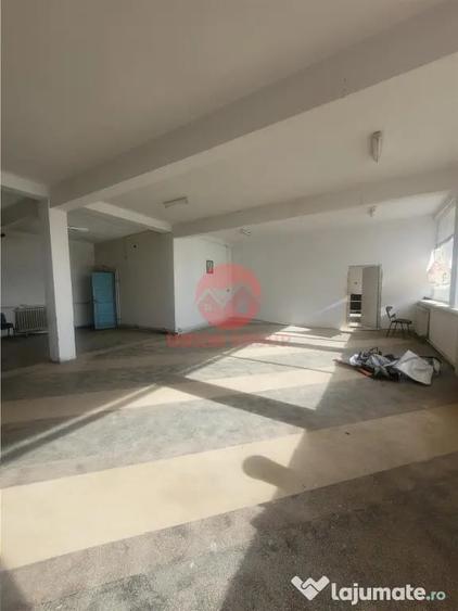 Spațiu comercial, de 430 mp, în Agigea