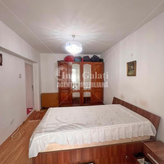 | Apartament cu 2 camere | Siderurgistilor Vest | Etaj 3 | - 5