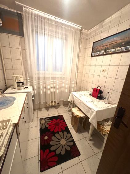 Apartament cu 2 camere decomandat în Iancului