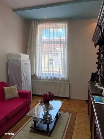 Apartament cu 3 camere semidecomandat în Ultracentral