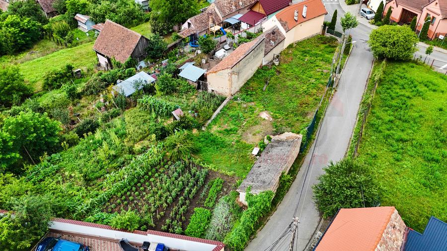 Teren Construcții intravilan de 601 mp, în Bungard