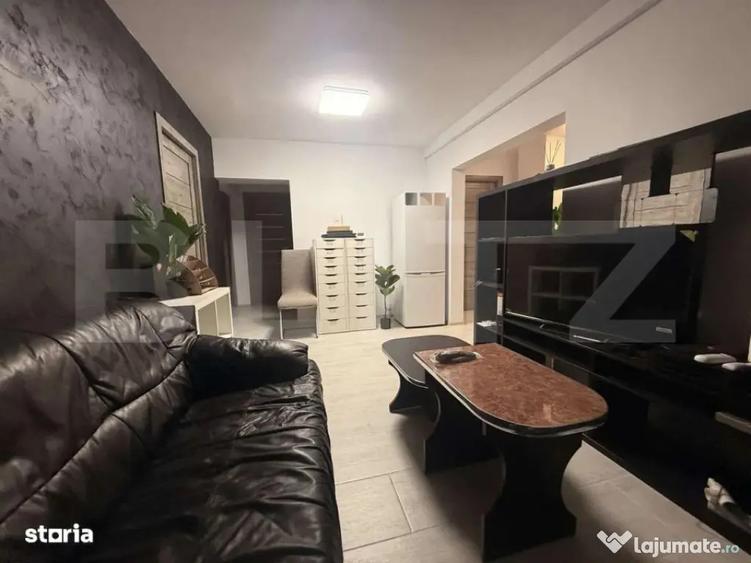 Apartament cu 5 camere decomandat în Micro 3